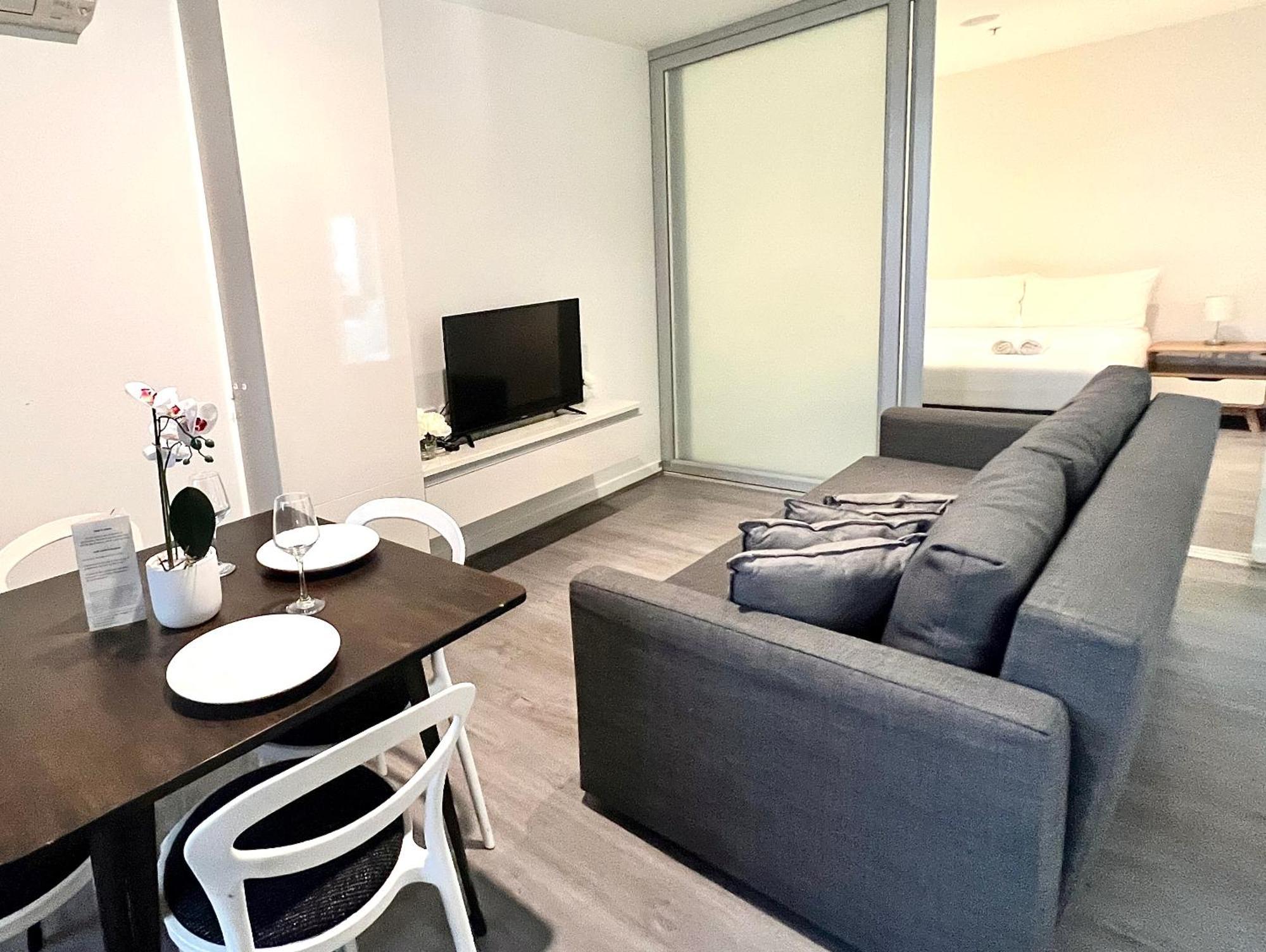 Readyset Apartments At Madison Melbourne Exterior photo